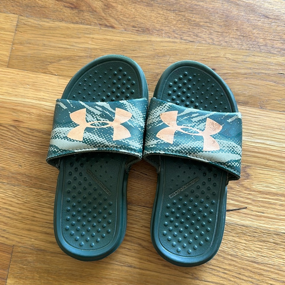 Under Armour Boys Slides